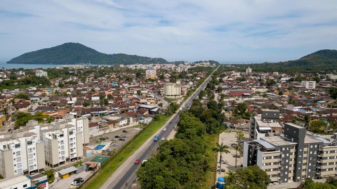 Jardim Das Palmeiras, Piscinas, Lazer, Estacionamento Coberto, Prox. Praia Grande Ubatuba Esterno foto